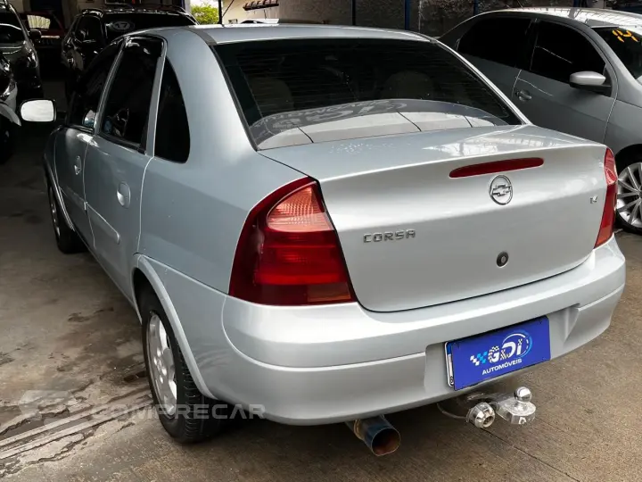 CORSA 1.4 MPFI Premium Sedan 8V