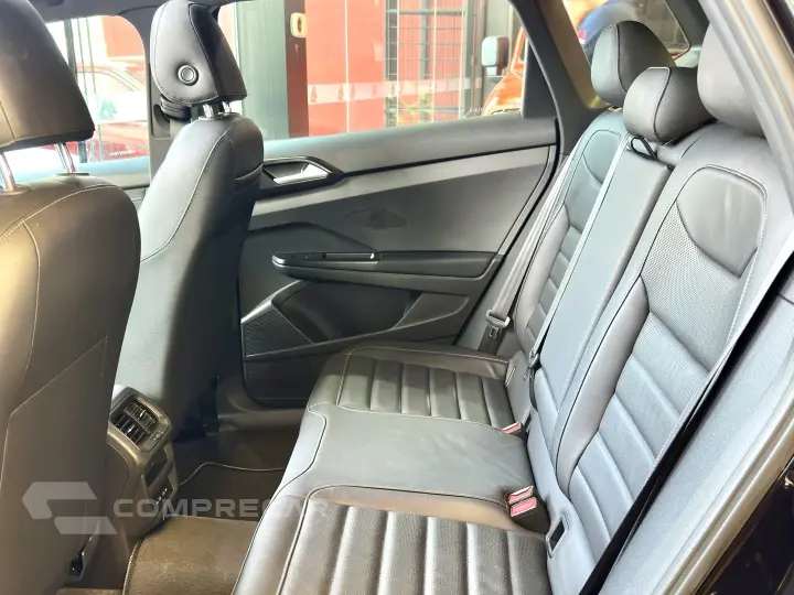 TAOS 1.4 250 TSI TOTAL FLEX HIGHLINE AUTOMÁTICO