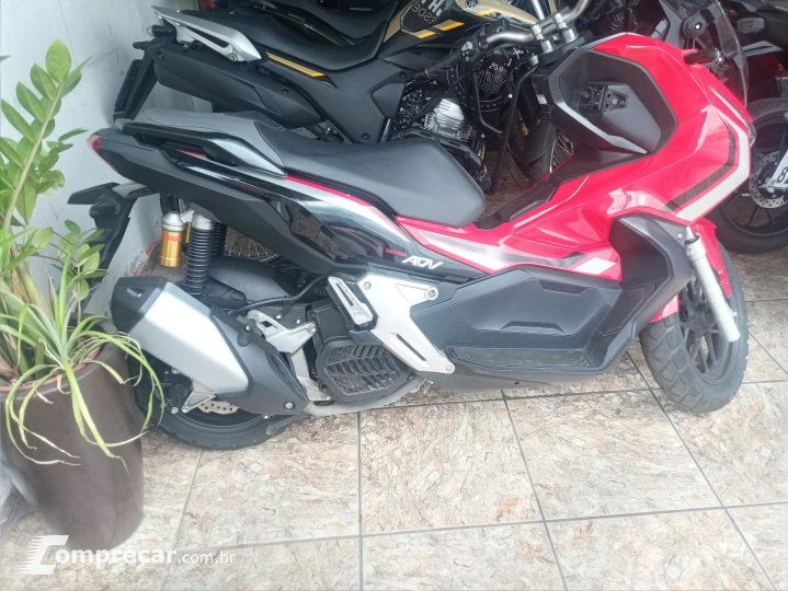 Adv 150