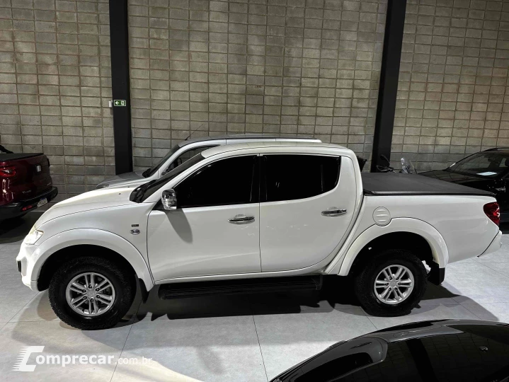 L200 TRITON 3.5 HPE 4X4 CD V6 24V FLEX 4P AUTOMÁTICO