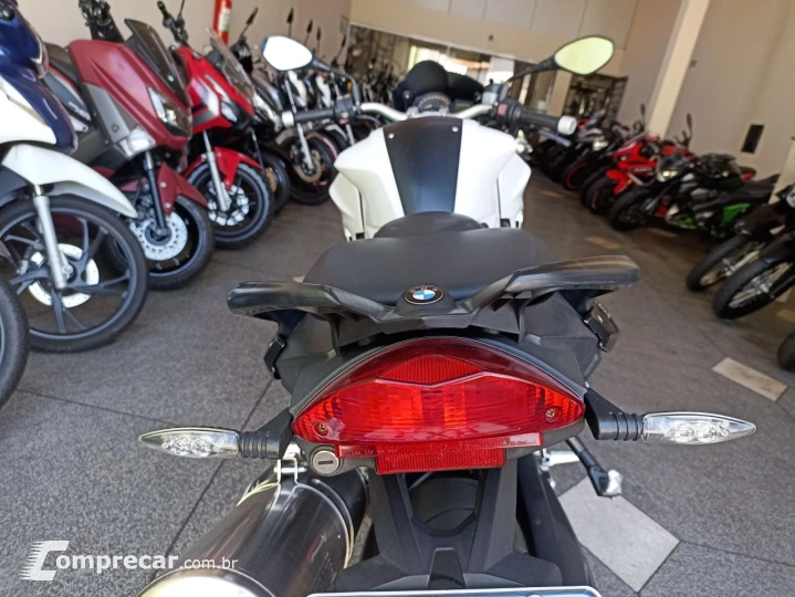 F 800 R