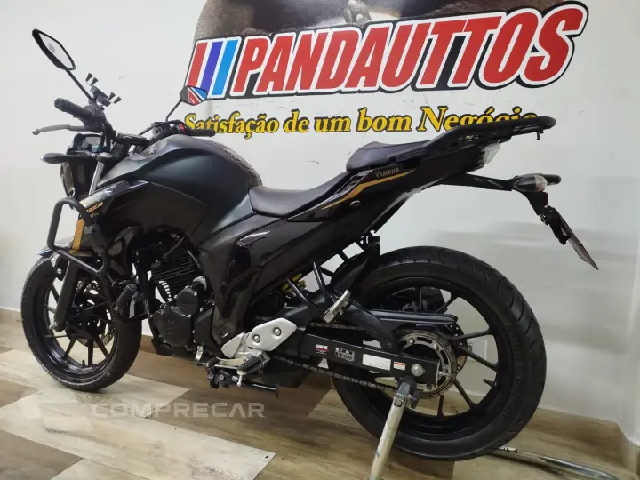 FZ 25 FAZER