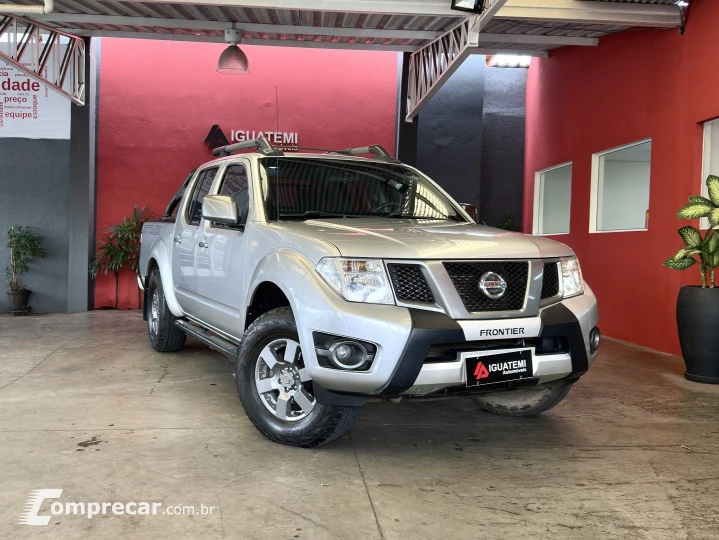 FRONTIER 2.5 SV ATTACK 4X4 CD TURBO ELETRONIC DIESEL 4P MANU