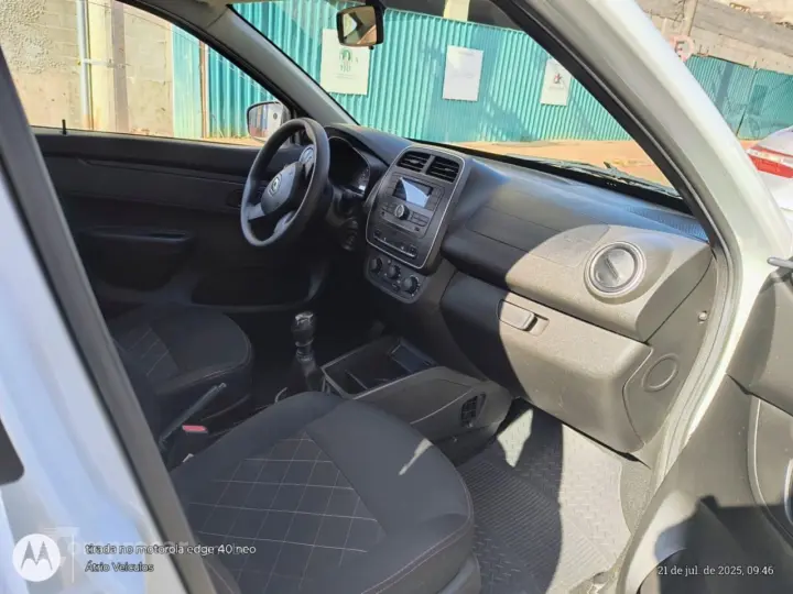 KWID Zen 1.0 Flex 12V 5p Mec.