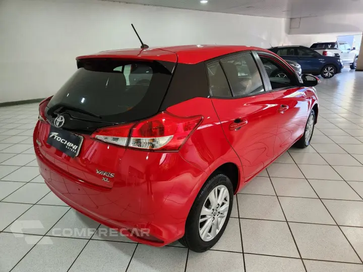 Yaris Hatch 1.3 16V 4P FLEX XL PLUS TECH MULTIDRIVE AUTOMÁTI