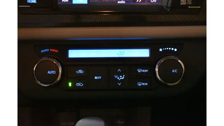 COROLLA - 2.0 XEI 16V 4P AUTOMÁTICO