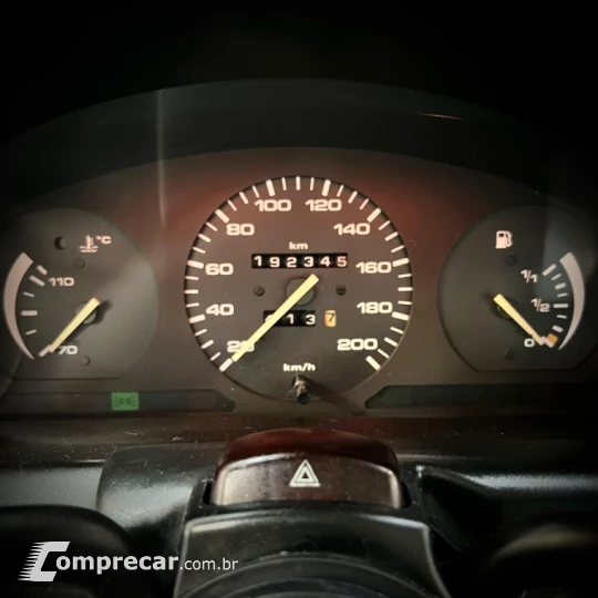 GOL 1.6 CLI 8V