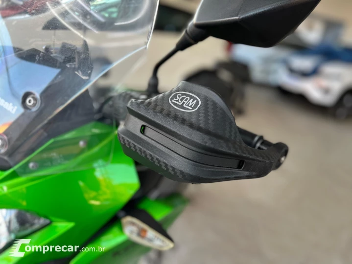 VERSYS-X 300