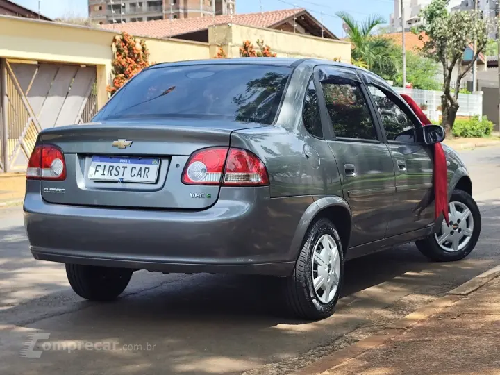 CLASSIC 1.0 MPFI LS 8V FLEX 4P MANUAL