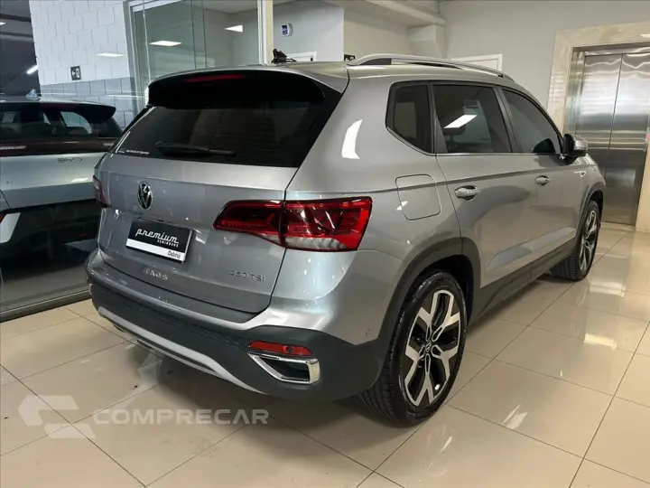 TAOS 1.4 250 TSI TOTAL FLEX HIGHLINE AUTOMÁTICO