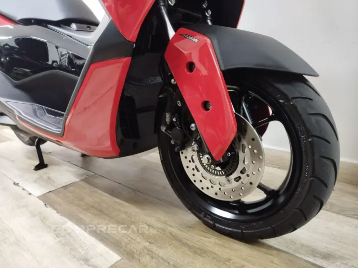 NMAX 160 CONNECTED ABS