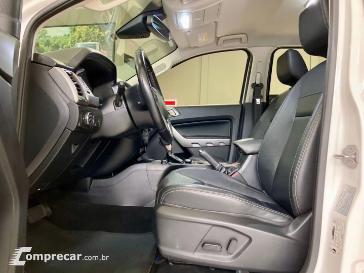 Ranger 3.2 20V CABINE DUPLA 4X4 LIMITED TURBO DIESEL AUTOMÁT