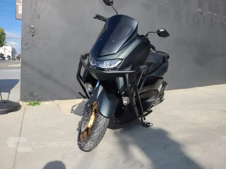 NMAX Connected 160 ABS
