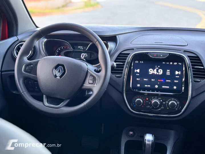 Captur Life 1.6 16v SCe CVT (Flex)