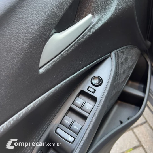 ONIX HATCH LTZ 1.0 12V TB Flex 5p Mec.