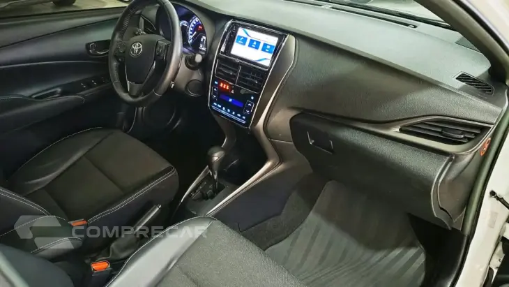 Yaris Hatch 1.5 16V 4P FLEX XS MULTIDRIVE AUTOMÁTICO CVT
