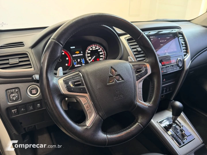 L200 TRITON 2.4 16V Turbo Sport Hpe-s CD 4X4