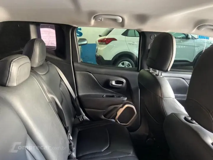 RENEGADE 1.8 4X2 FLEX 16V AUT.