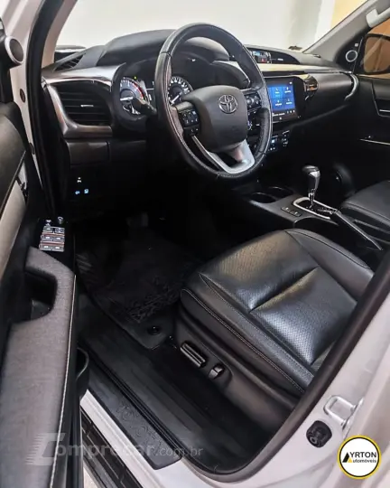 Hilux Caminhonete 2.8 16V SRX 4X4 TURBO DIESEL CABINE DUPLA
