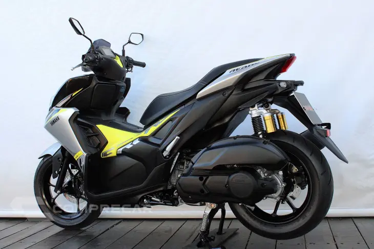 YAMAHA AEROX 160 ABS