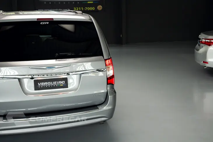 TOWN & COUNTRY 3.6 Limited V6 24V