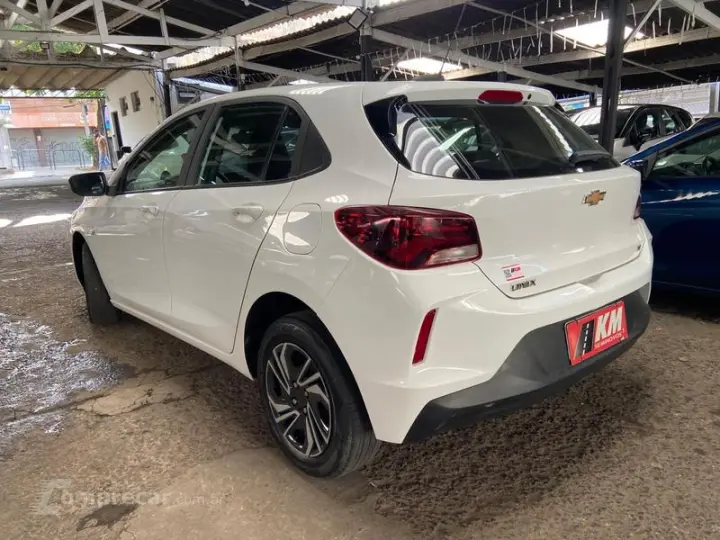 ONIX HATCH LT 1.0 12V FLEX 5P MEC.