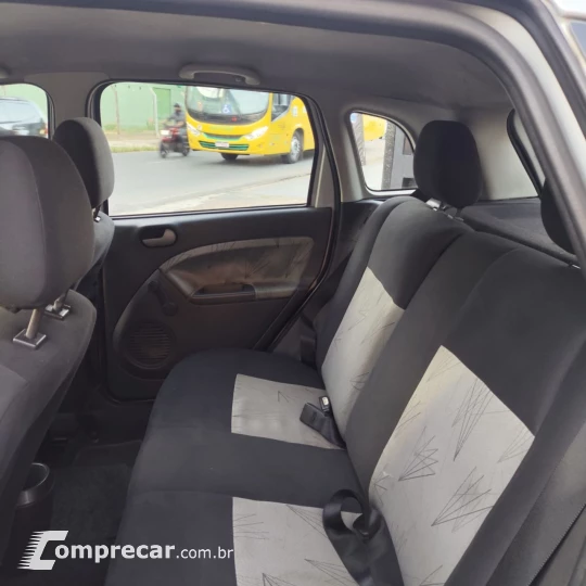 Fiesta TRAIL 1.6 8V Flex 5p