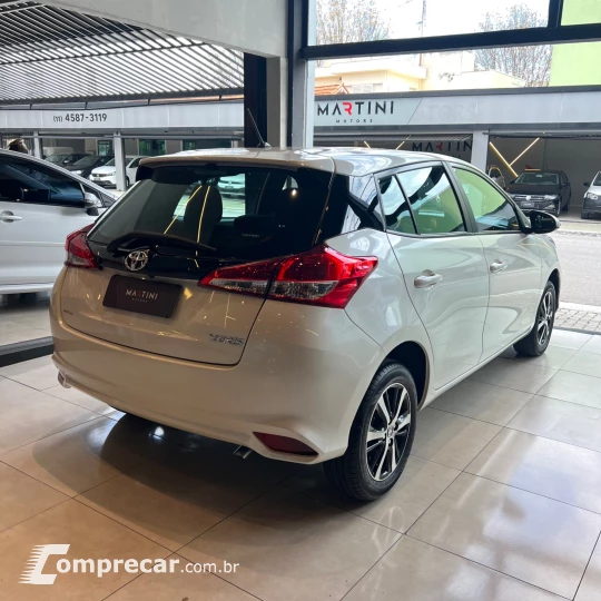 YARIS XL Live 1.3 Flex 16V 5p Aut.
