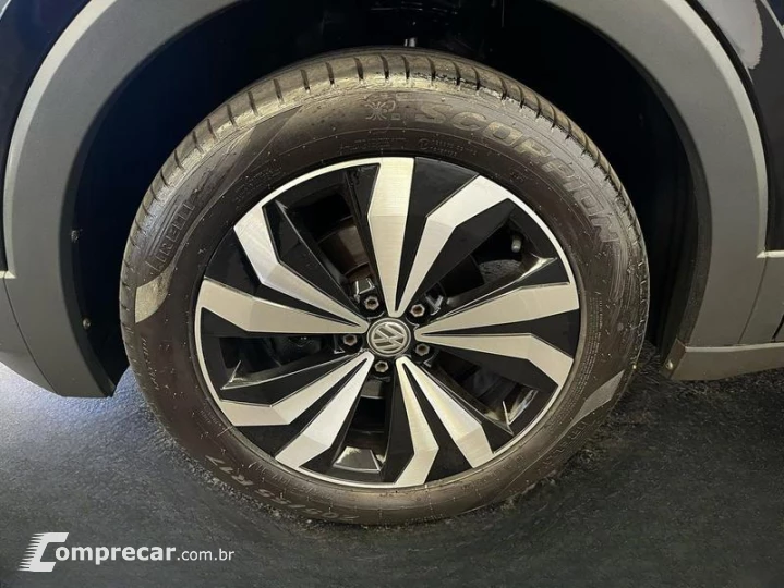 T CROSS TSI AD