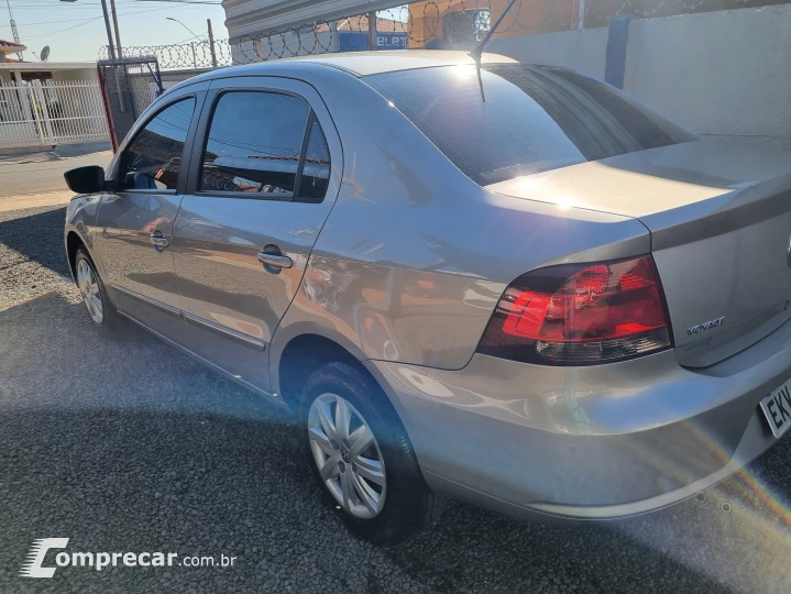 VOYAGE 1.0 MI 8V