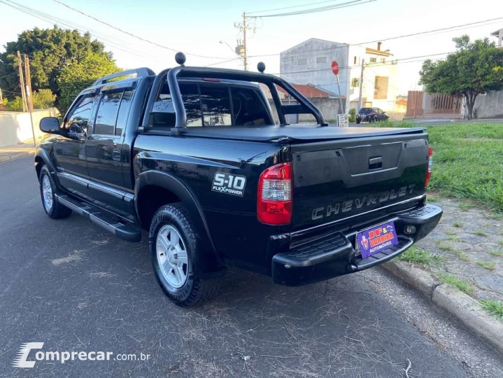 S10 2.4 MPFI 4X2 CD 8V