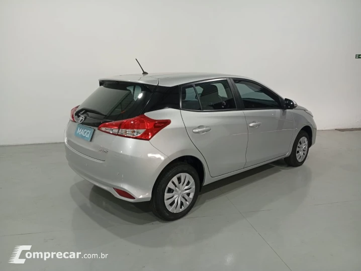 YARIS 1.5 16V XL