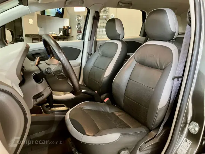 Spin 1.8 4P FLEX LT AUTOMÁTICO