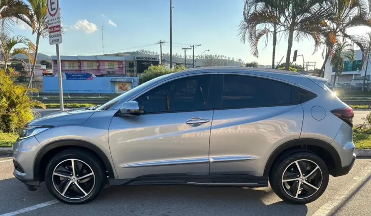 HR-V
