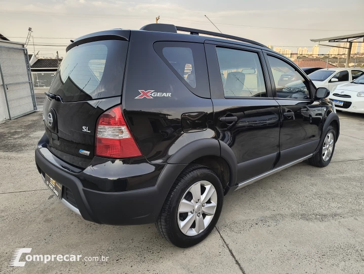 LIVINA 1.6 SL X-gear 16V
