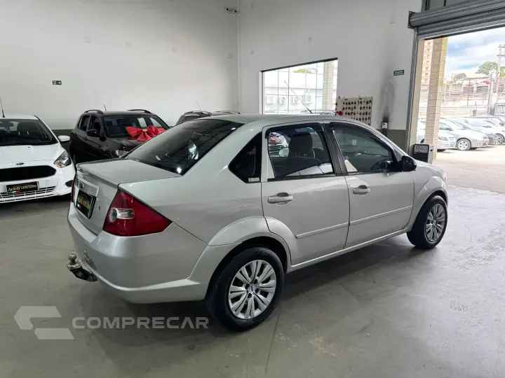 Fiesta 1.6 Mpi Class Sedan 8V Flex 4P Manual