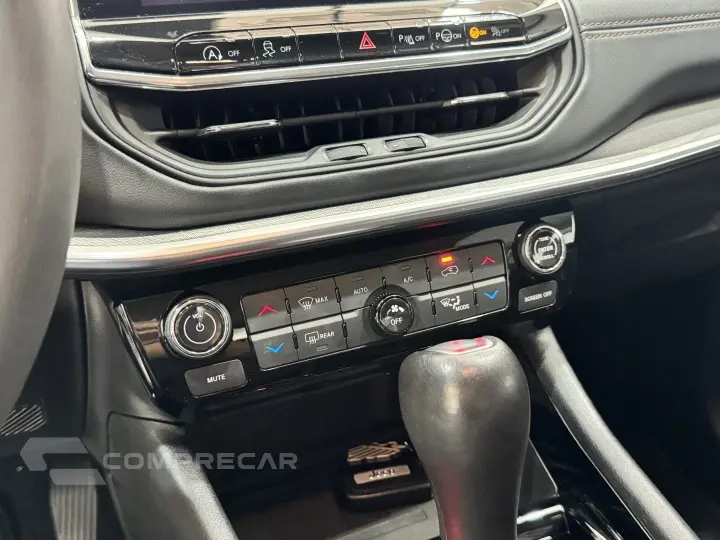 COMPASS 1.3 T270 TURBO FLEX LIMITED AT6