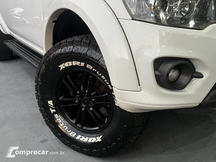 L200 TRITON 3.5 HPE 4X4 CD V6 24V FLEX 4P AUTOMÁTICO
