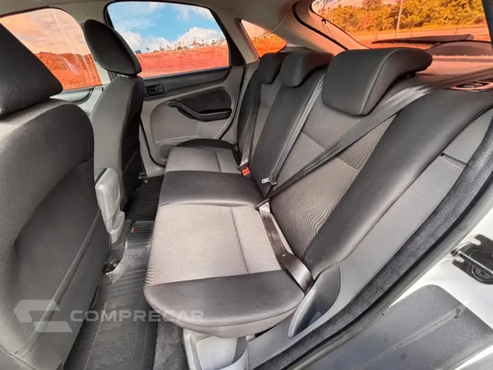 FOCUS 1.6 FOCUS SE PLUS FLEX 8V/16V 5P