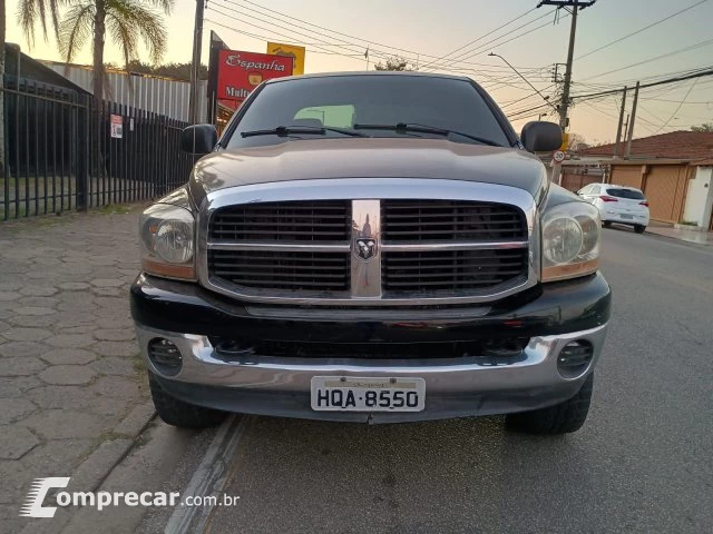 RAM - 5.7 2500 ST 4X2 CD V8 4P AUTOMÁTICO