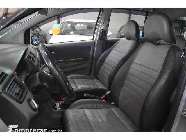FOX - 1.6 MI HIGHLINE 8V 4P MANUAL