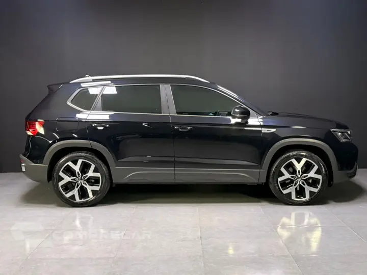 TAOS 1.4 250 TSI TOTAL FLEX HIGHLINE AUTOMÁTICO