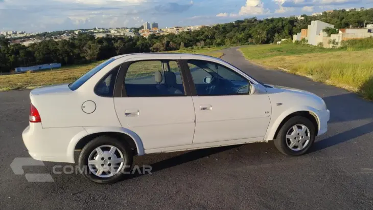 Classic Sedan 1.0 4P VHCE FLEX LS