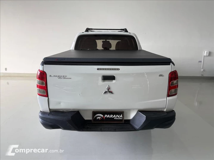 L200 TRITON 2.4 16V TURBO DIESEL SPORT GL CD 4P 4
