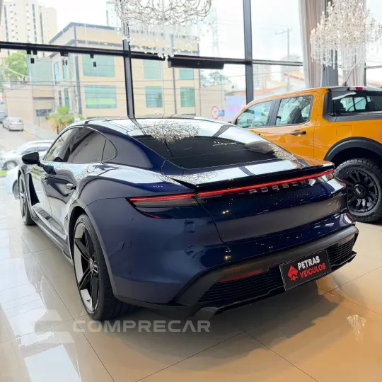 TAYCAN Turbo S
