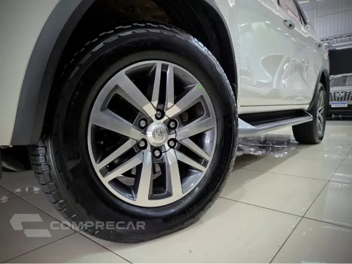 HILUX SW4 2.8 SRX 4X4 7 LUGARES 16V TURBO INTERCOOLER DIESEL