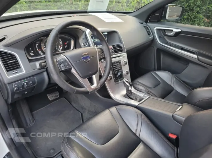 XC60 2.4 D5 Momentum AWD