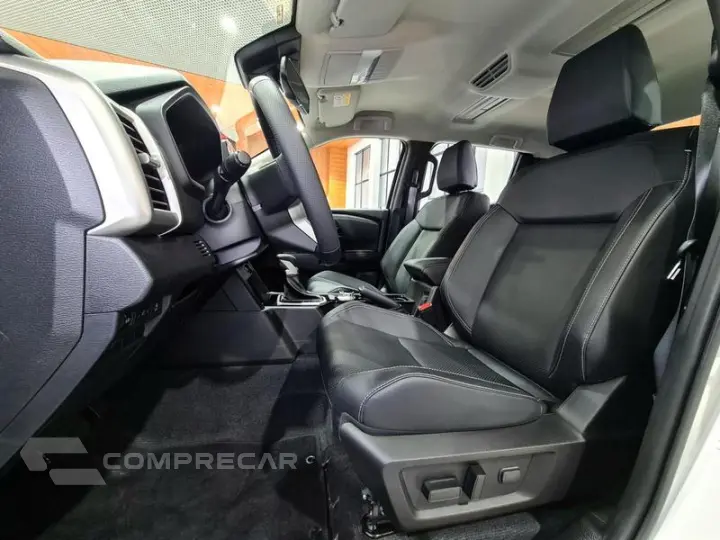 TRITON HPE-S 2.4 CD 4x4 TB DIESEL AUT.