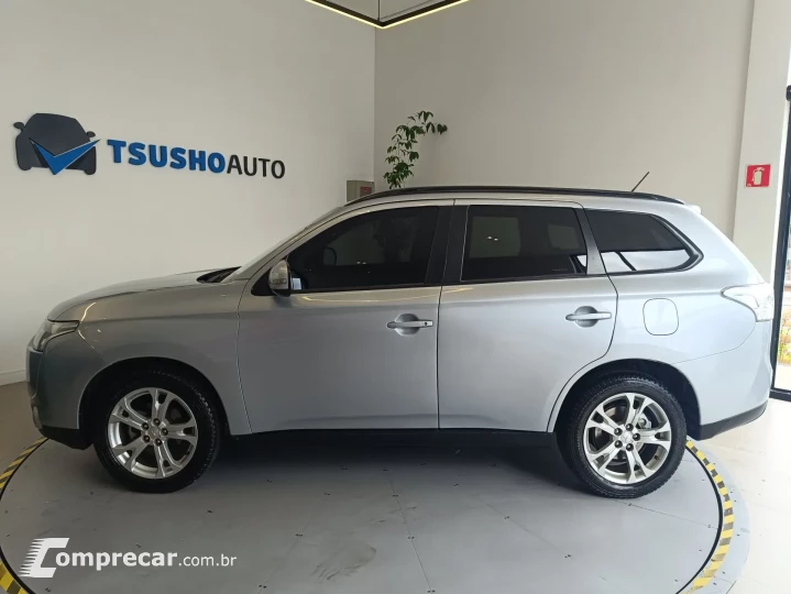 OUTLANDER 2.0 16V 4P AUTOMÁTICO