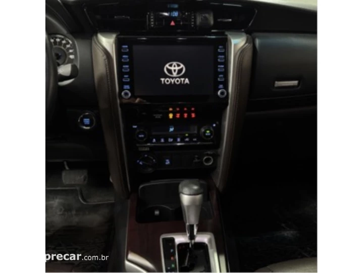 HILUX SW4 2.8 SRX 4X4 16V TURBO INTERCOOLER DIESEL 4P AUTOMÁ
